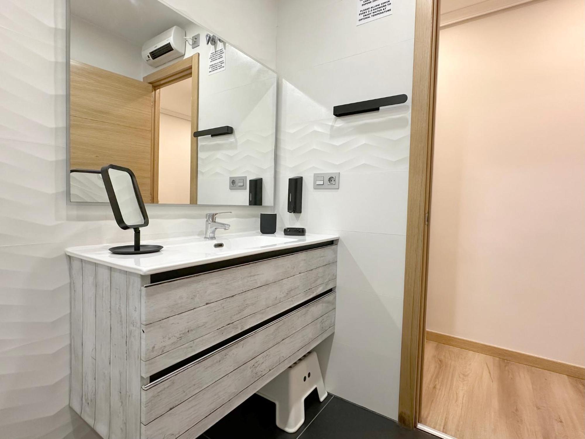 Encantador Apartamento Junto Al Ayuntamiento Bilbao Ngoại thất bức ảnh